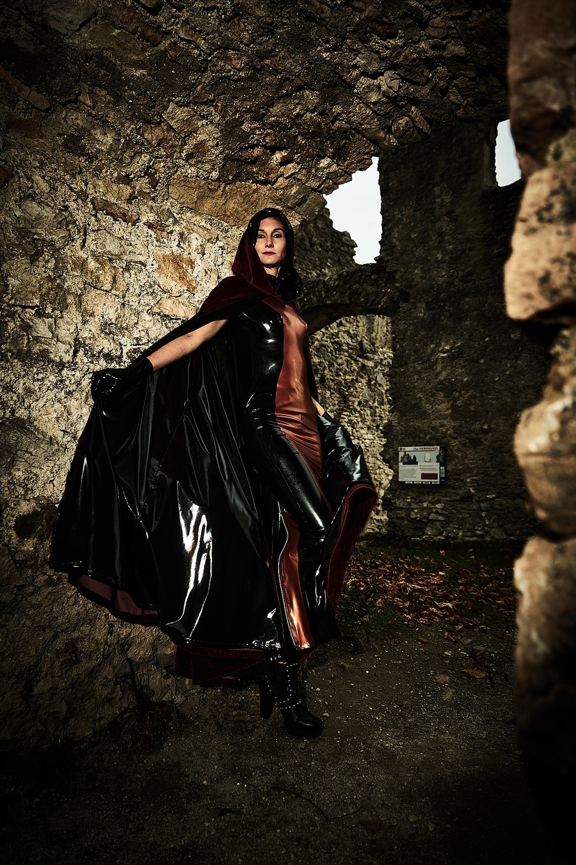 Viktoria Burgruine © holnsteiner 169 kl.jpg